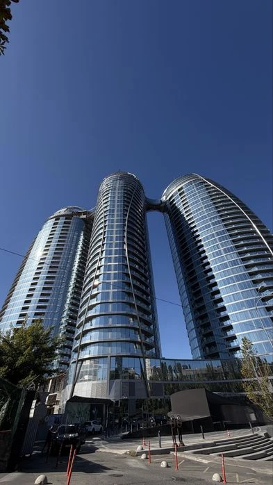 Продаж 1-к квартири, Taryan Towers, Печерський, Іоанна Павла