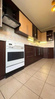 Продаж 3-х кімн квартири з ремонтом метро Позняки Григоренка