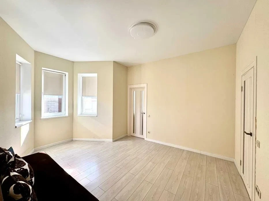 Оренда будинку 120 м², Святищенська вул.
