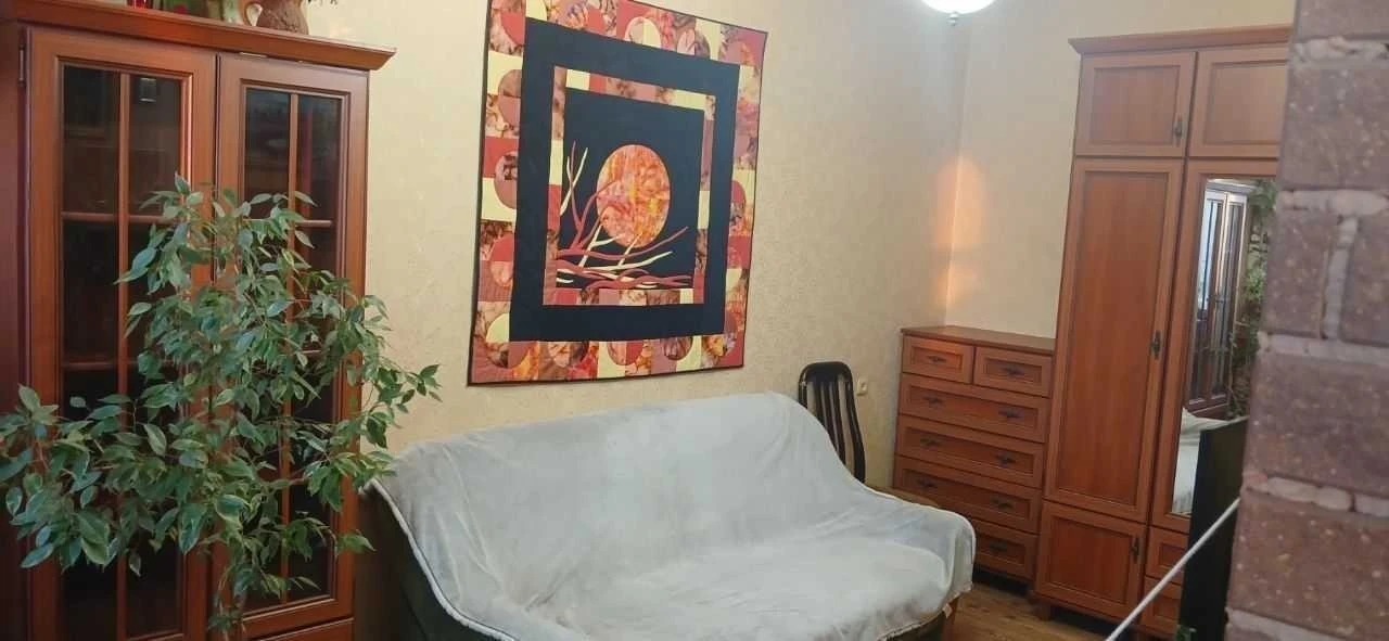 1-room apartment for sale 28.5 m², Povitroflotskyi Avenue.