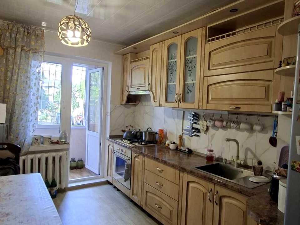 Квартира. Одеса, Героїв Оборони Одеси вул. (Героїв Сталінгра