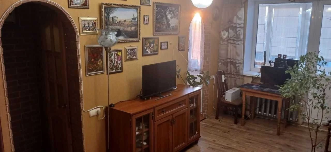 1-room apartment for sale 28.5 m², Povitroflotskyi Avenue.