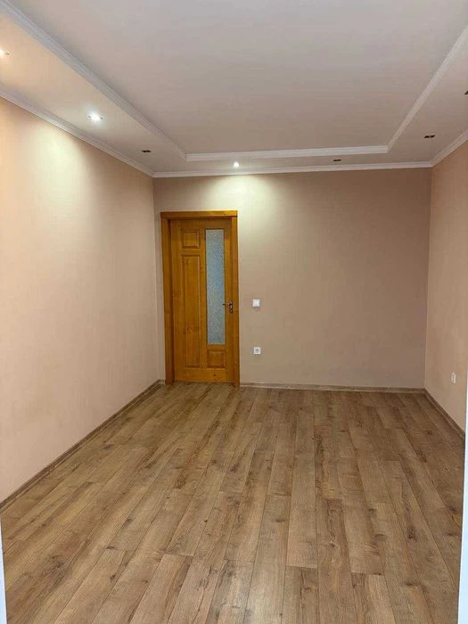 Продаж 2к квартири в центральній частиніі міста по вул.Чорно
