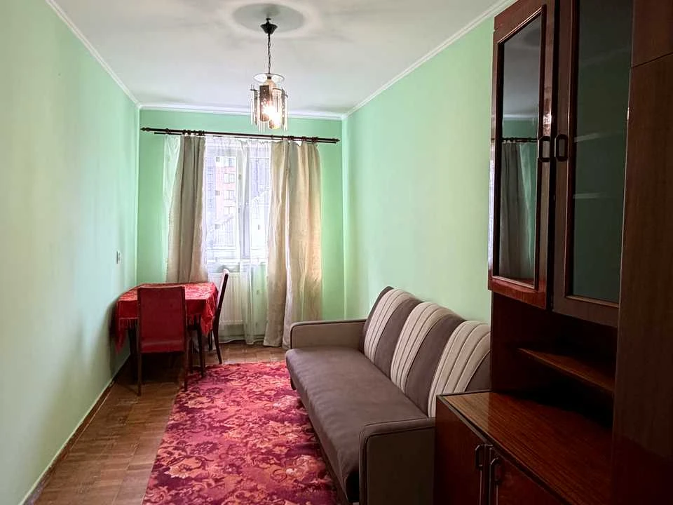 Квартира. Івано-Франківськ, Незалежності вул.