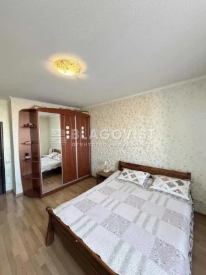 2-room apartment for sale, Hryhorenka Avenue, Poznyaki