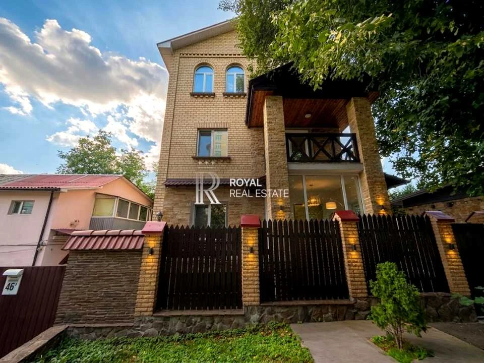 Будинок. Київ, Вільшанський пров.
