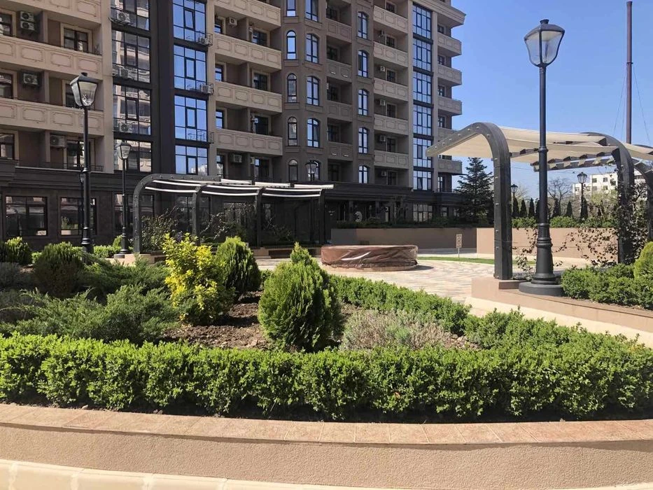 Продам 2-к квартиру для жизни в ЖК Элегия Парк. Низкий этаж.