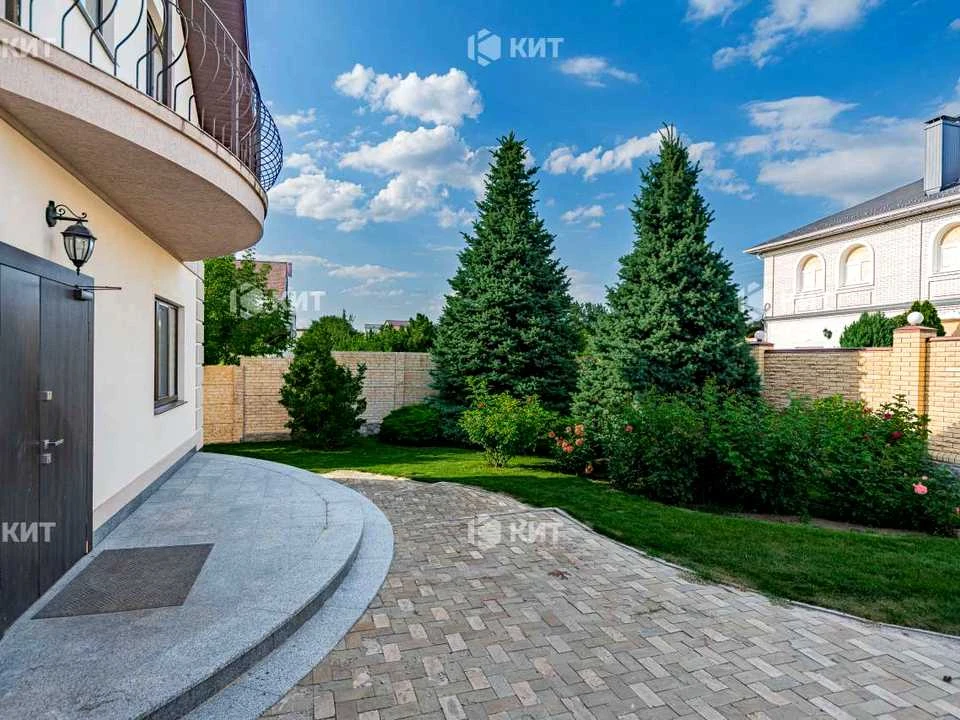 Будинок. Харків, Миколи Хвильового вул. (Маяковського)