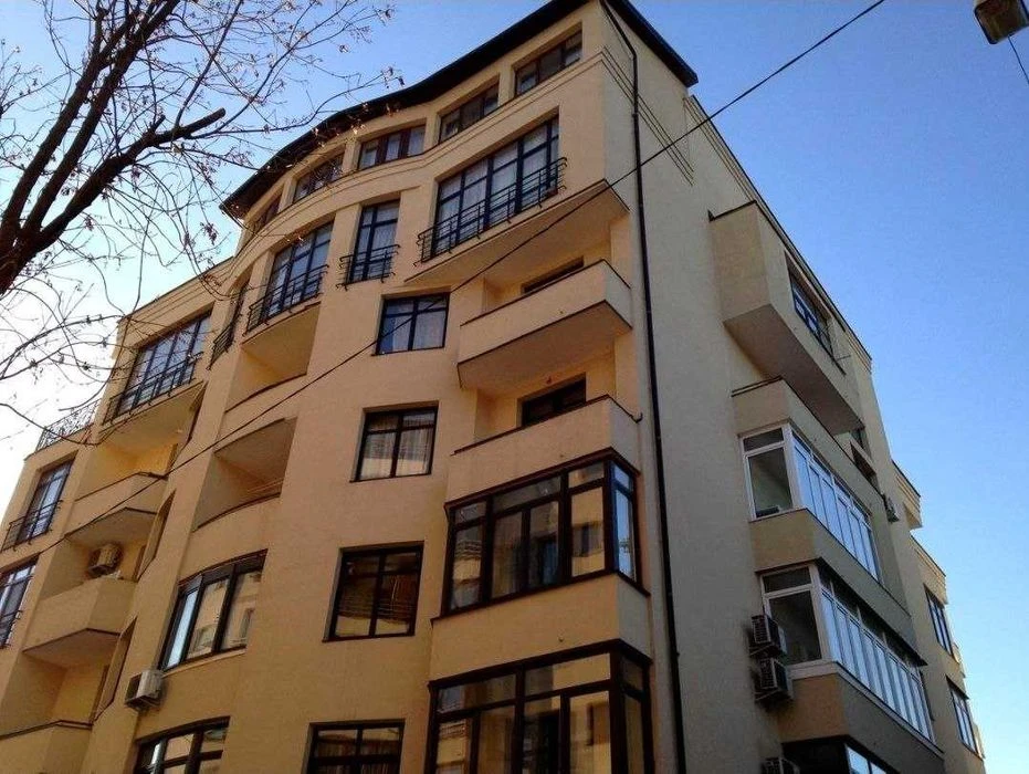 Продаж 3 кімнатної квартири вул.Мучна ( поруч Шевченківський
