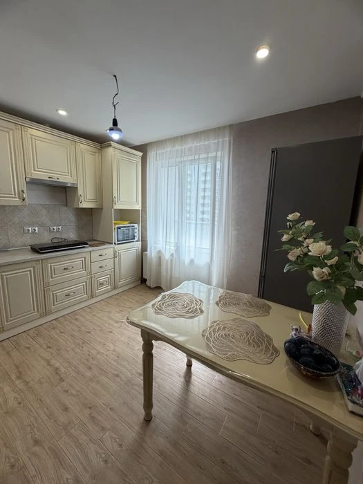 Русової Софії 7а. Продаж 2-х. кім. квартири в ЖК "Патріотика