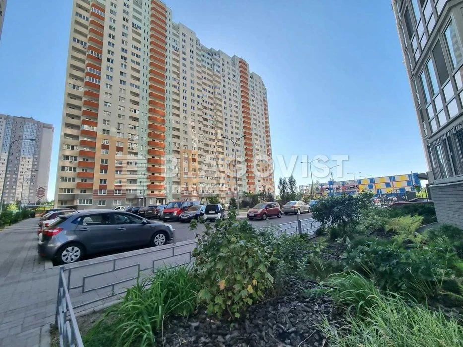 Русової Софії 7а. Продаж 2-х. кім. квартири в ЖК "Патріотика