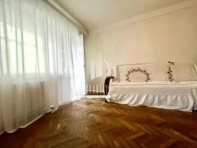 Продаж 2-кімнатної квартири вул. Мілютенка, 12-а