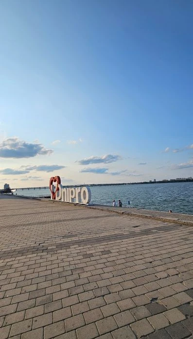Продам 3кв. Центр, сталинка 2 этаж, гараж, набережная
