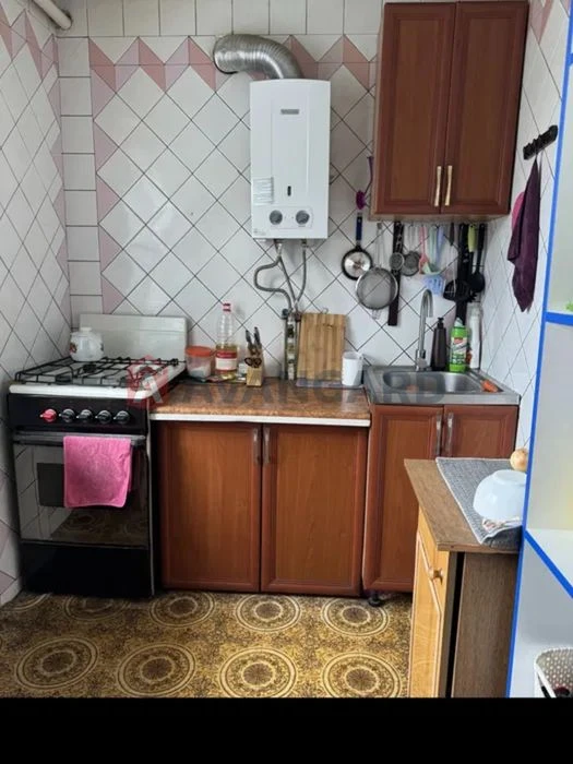 3-room apartment for sale, convenient infrastructure