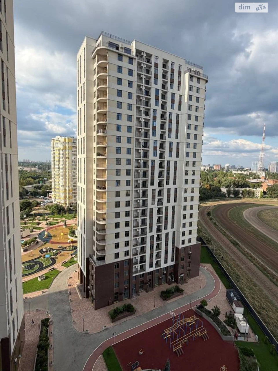Продаж Квартира Ближні Млини