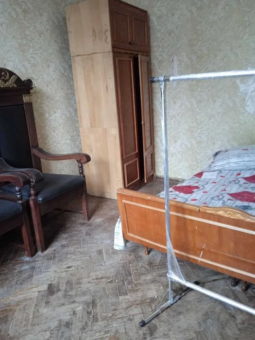 Продам гостинку ул. Сумская