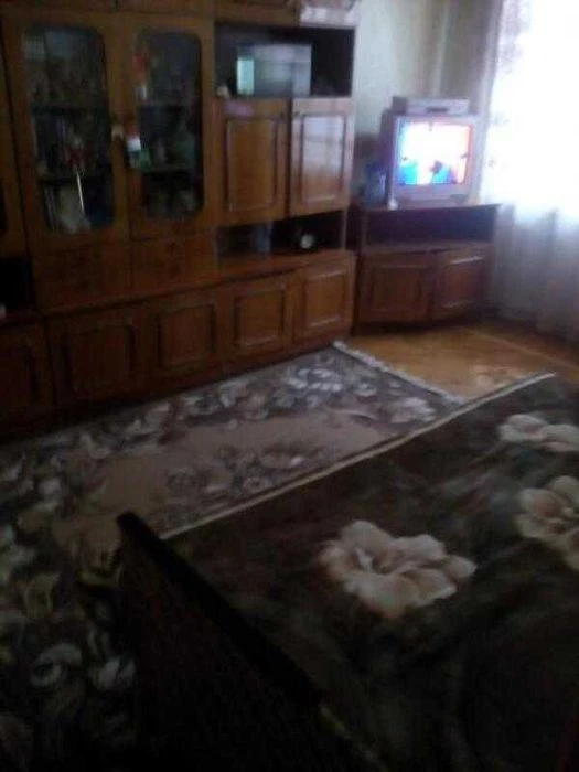 Продам 2 к кв Нові будинки