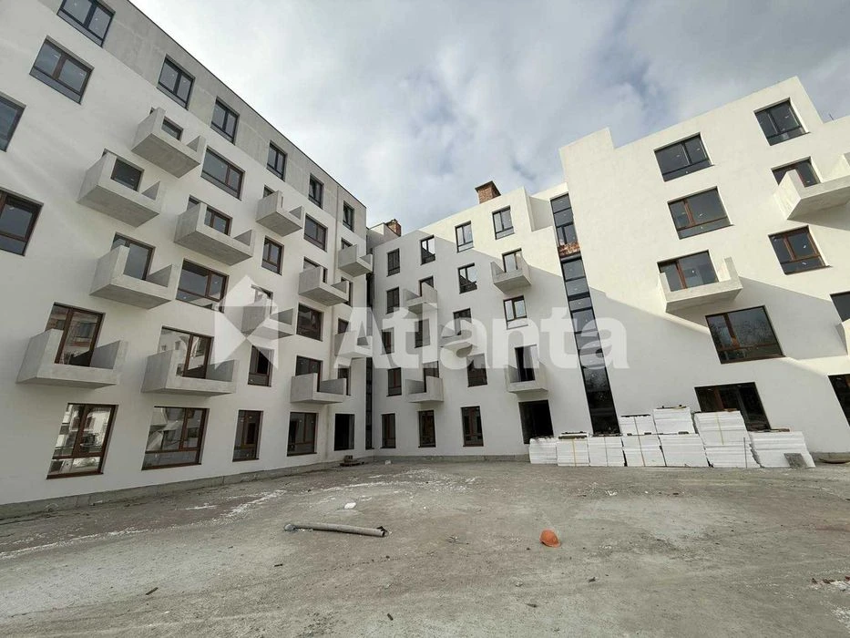 Продається 1 кім. квартира  по вул. Орлика  ЖК Family House.