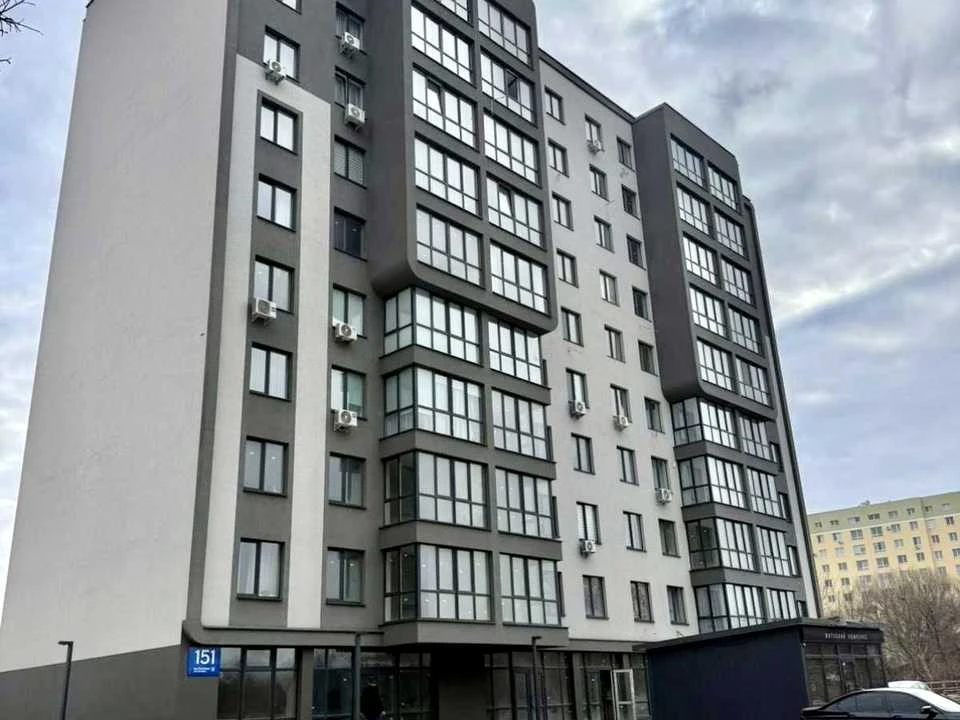 Квартира. Львів, Роксоляни вул.