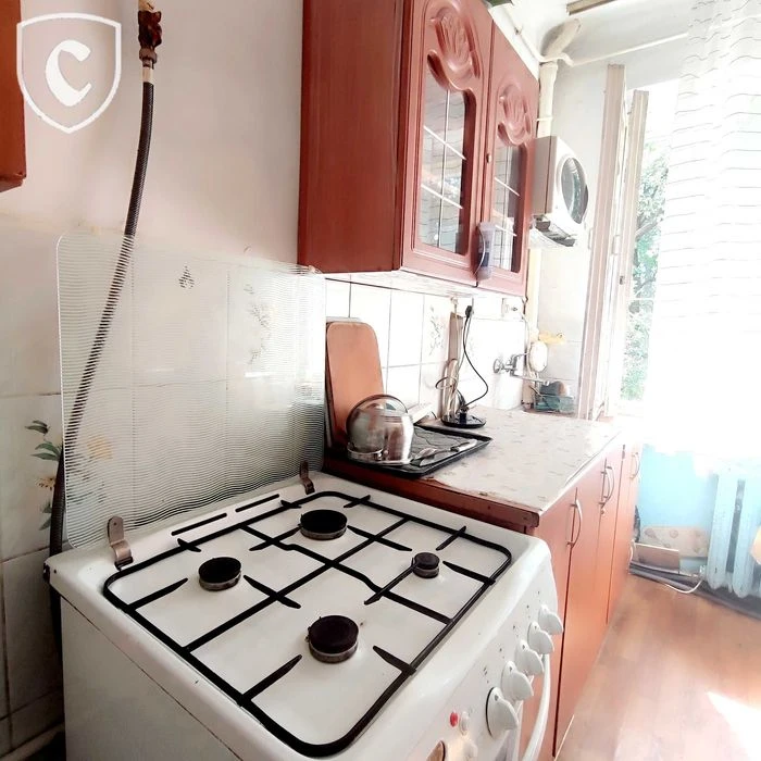 Продаж кімнати у Пущі-Водиці біля озера.