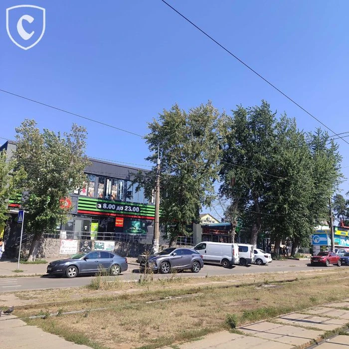 Продаж кімнати у Пущі-Водиці біля озера.