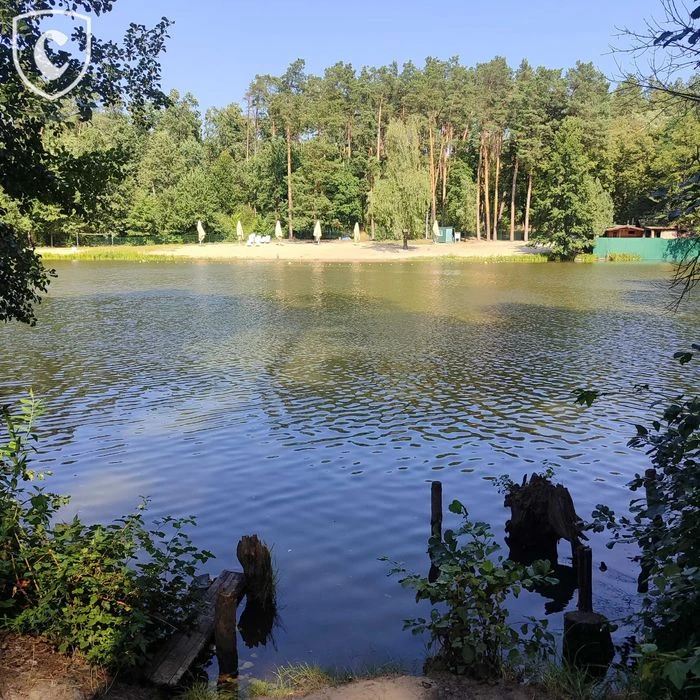 Продаж кімнати у Пущі-Водиці біля озера.