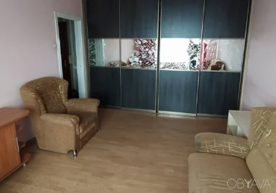 2 кімн. квартира проспект Бажана 5е