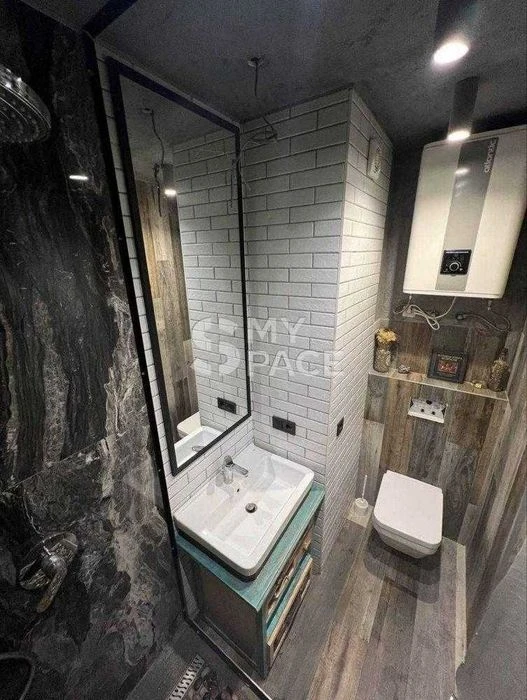 Продаж 3к.кв., ЖК "Зарічний", Зарічна, 1В, метро «Славутич»,