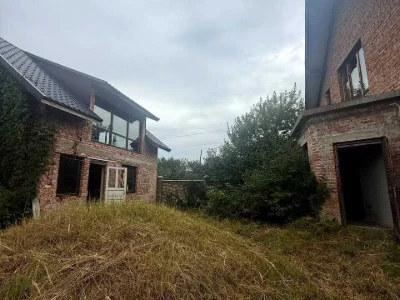 Будинок. Івано-Франківськ, Євгена Коновальця вул.