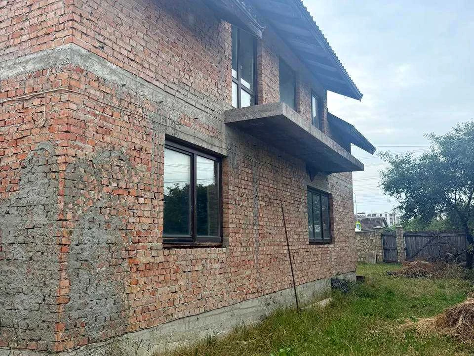 Будинок. Івано-Франківськ, Євгена Коновальця вул.