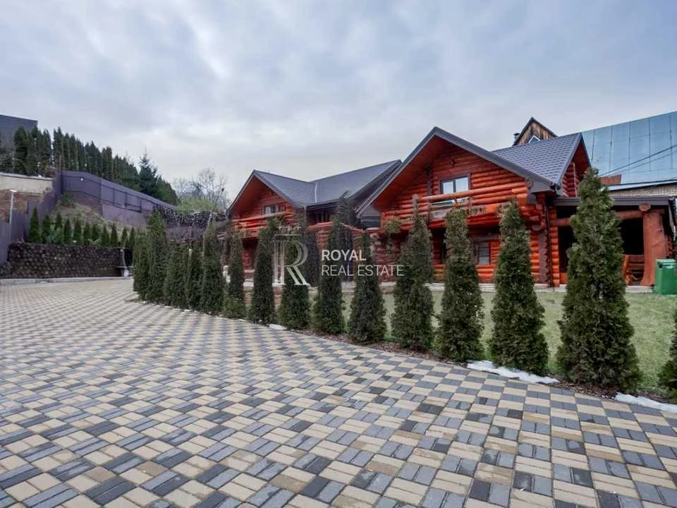 Будинок. Київ, Квітки-Основ'яненка вул.