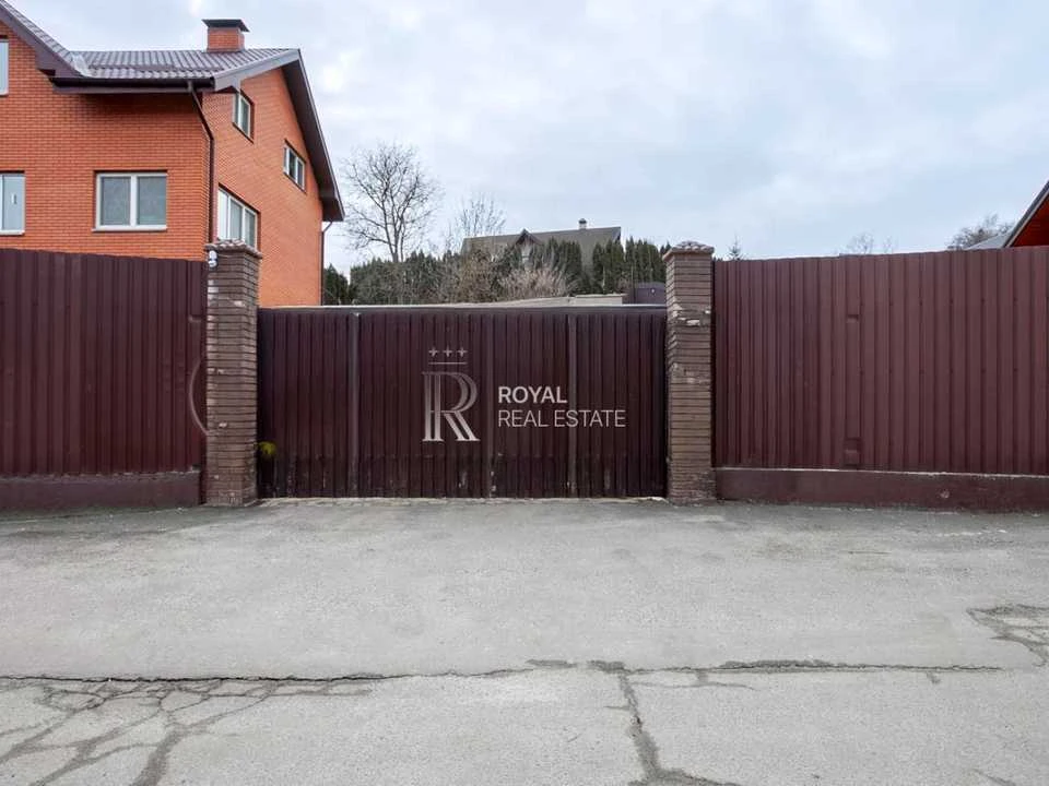 Будинок. Київ, Квітки-Основ'яненка вул.