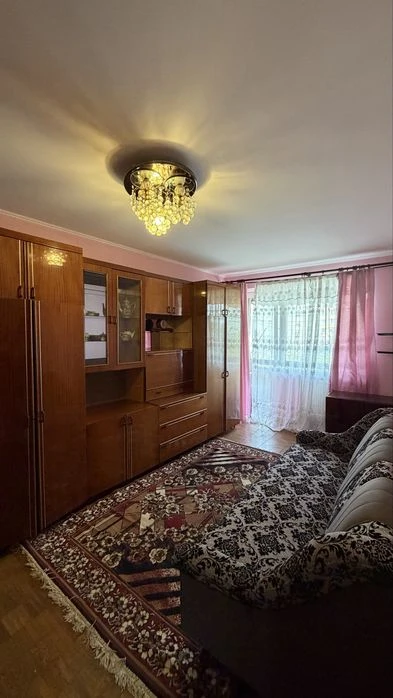 Продається квартира по вул Незалежності 152 цегляний будинок