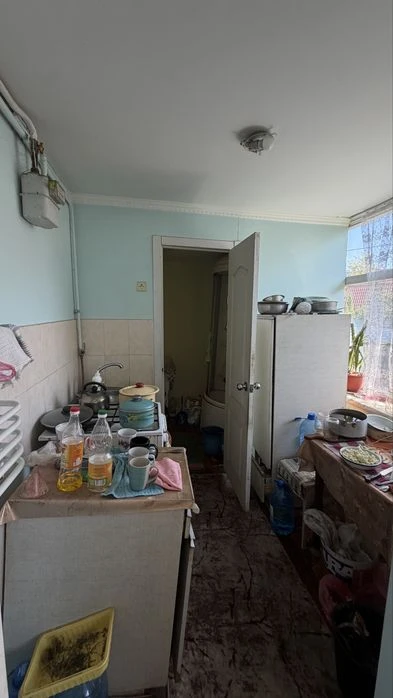 Продається квартира в напівособняку з міськими комунікаціями