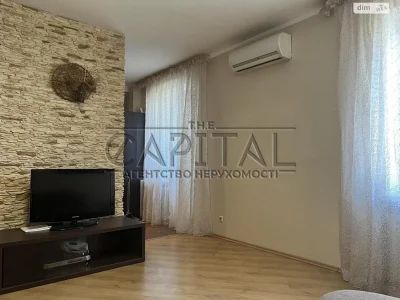 Продаж Квартира Першотравневий Масив