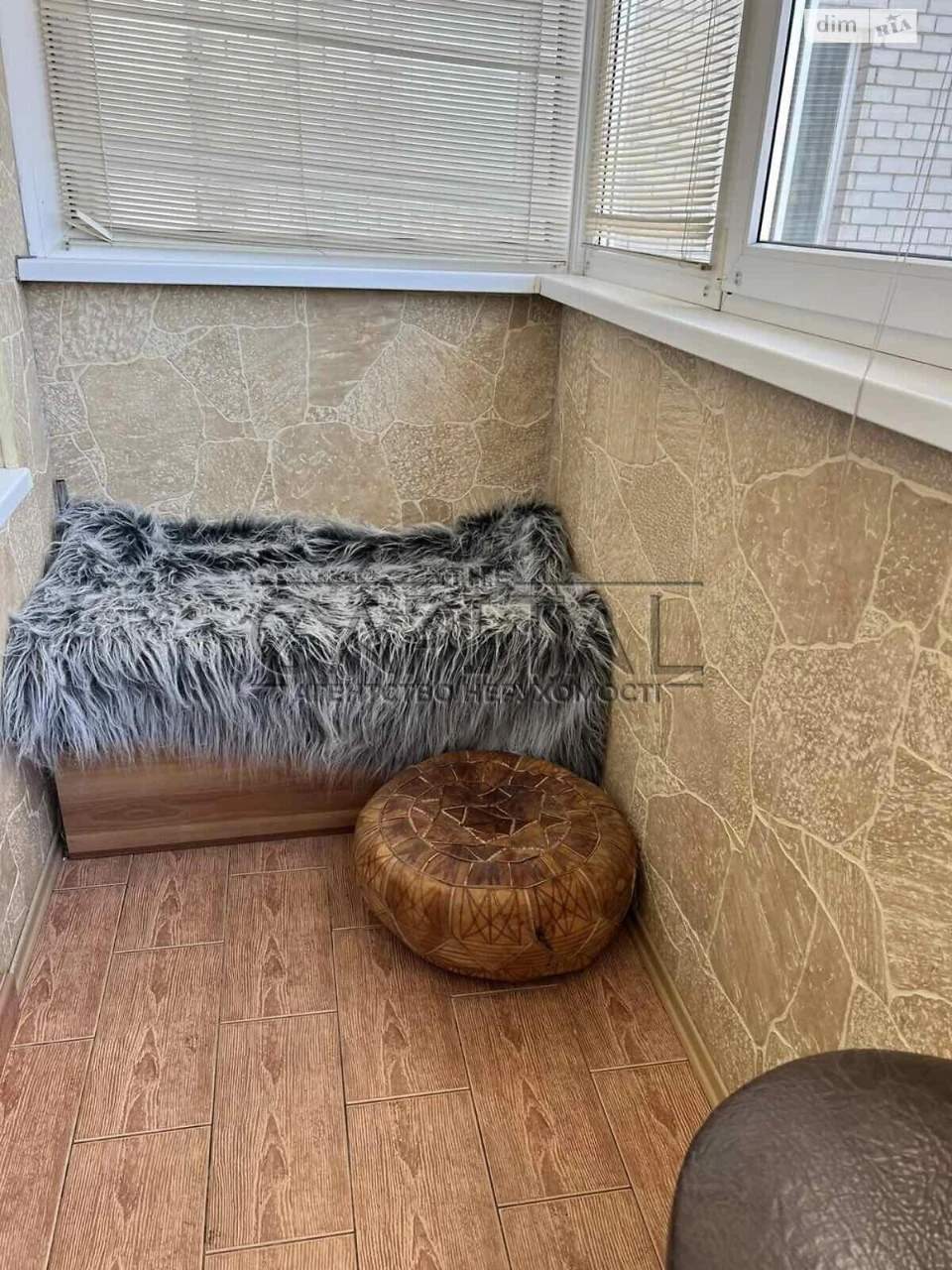 Продаж Квартира Першотравневий Масив
