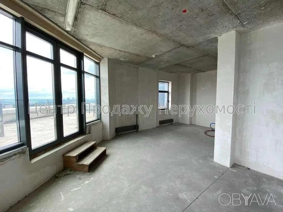 5-комнатная квартира, 322 м.кв.