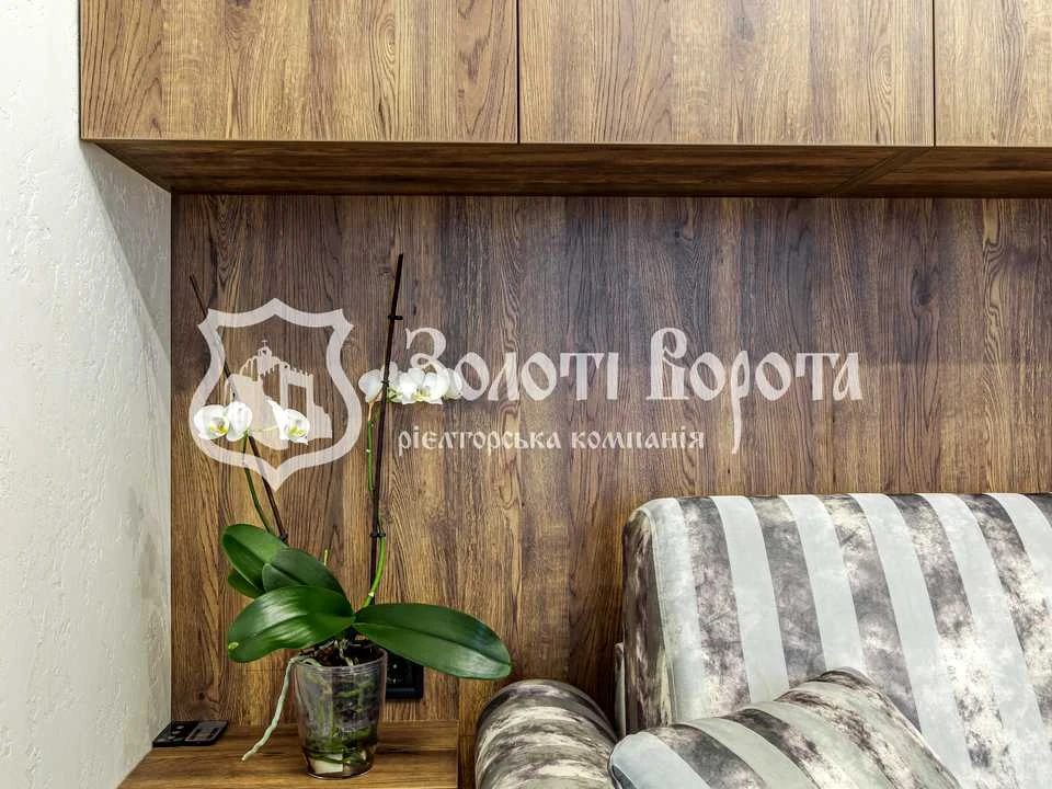 Квартира. Київ, Олександрівська вул.