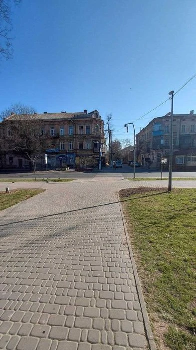 Продам 1 комнатную квартиру в Вознесенском переулке,Центр, Ж