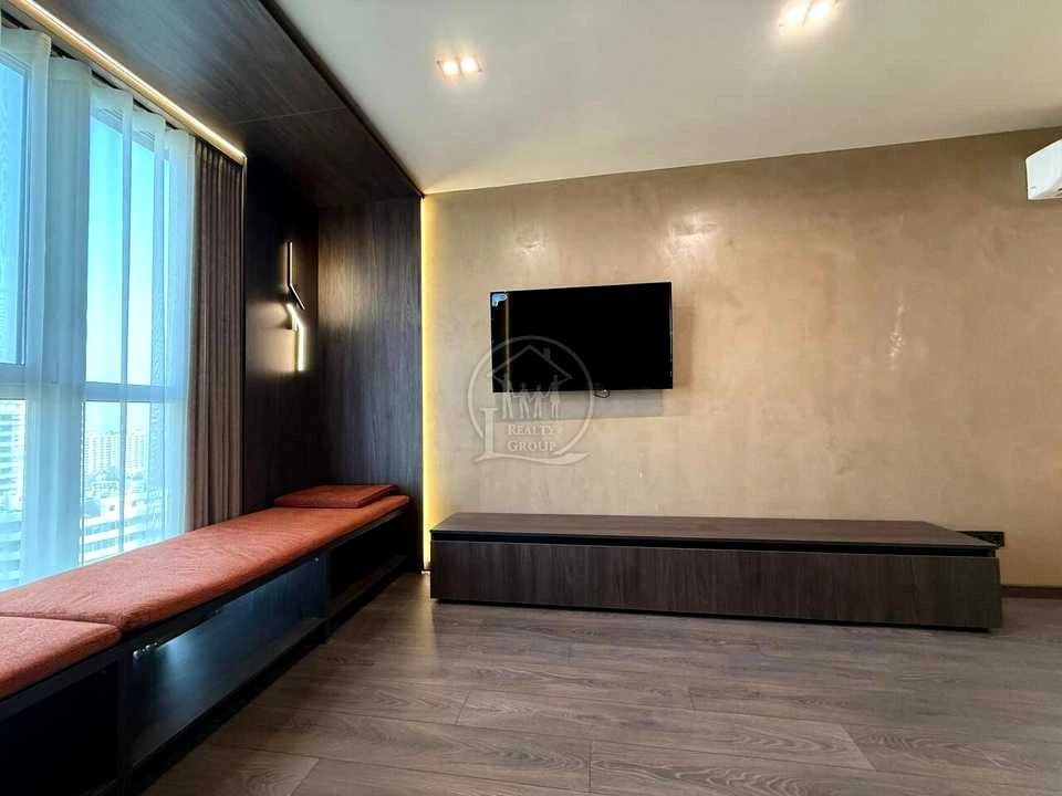 Квартира. Одеса, Літературна вул.