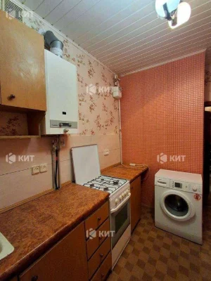 2к. 50м2, Центр, Ж/Б (Немецкий въезд 8, м. Ярослава Мудрого)