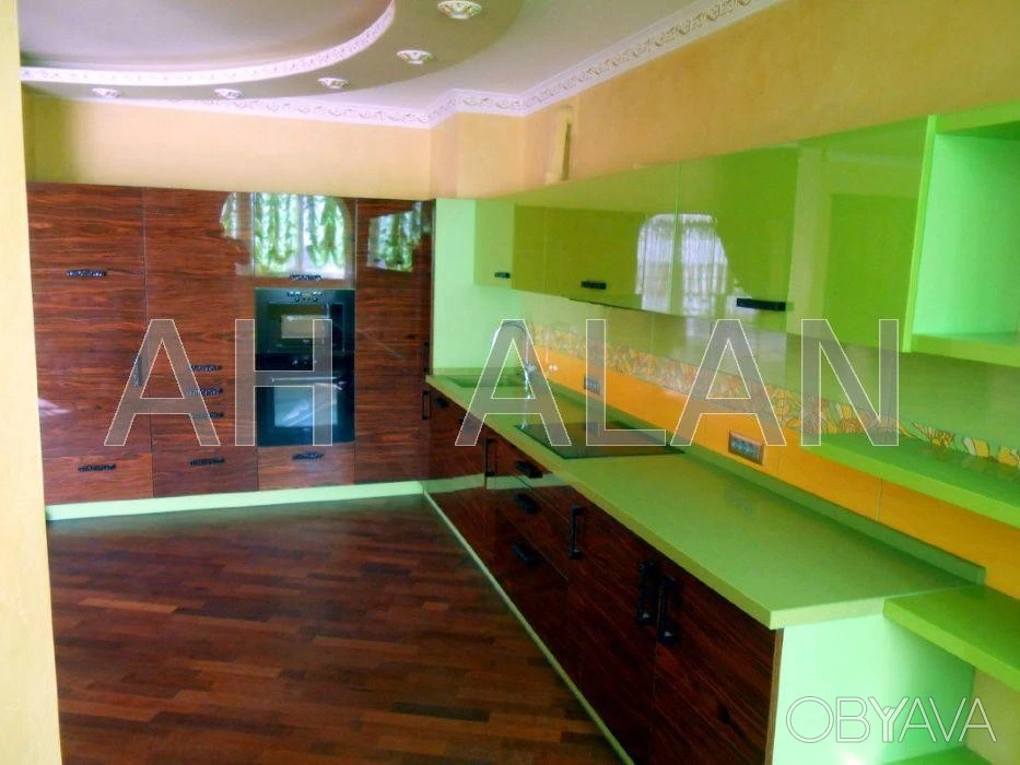 5-комнатная квартира, 165 м.кв.