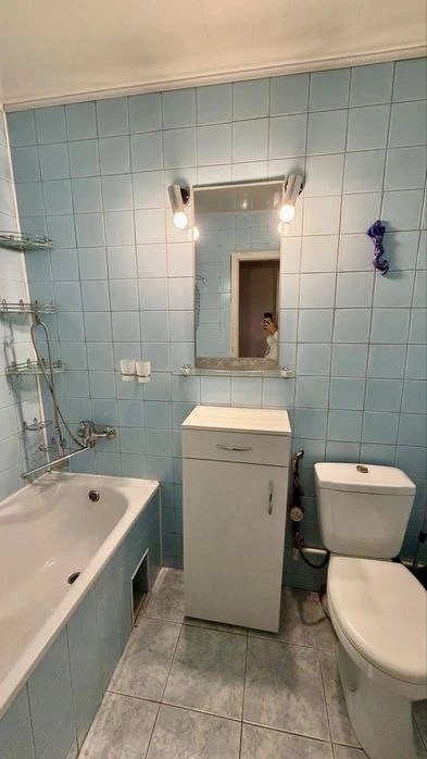 Продаж 4 кінатної дворівневої квартири по вул. Відінська