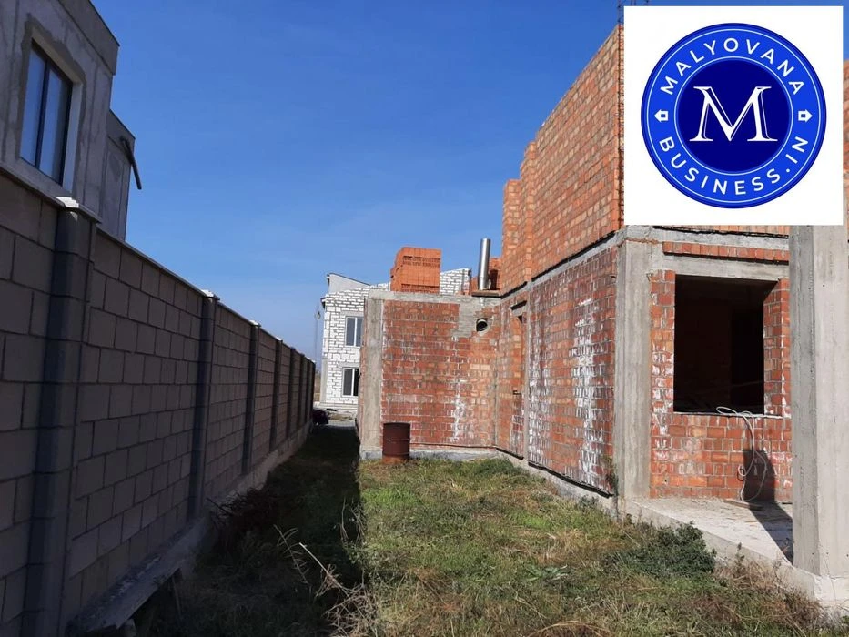 Продам будинок 247 м² у Совіньйоні (Марін Віллас) | 6 соток