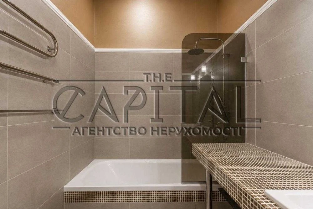 У продажу 1-кімнатна квартира площею 42 м² в одному з найкра