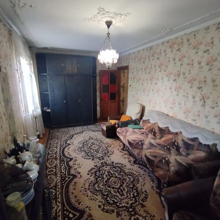 Продам квартиру вулиця Героїв  Пограничників  район Черемхи.