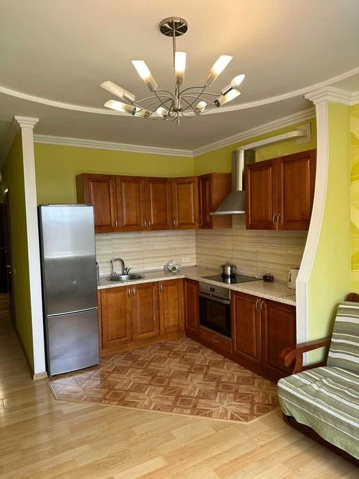 FOR SALE 2-room apartment on Avtozavodskaya Street, 69.64 sq m.