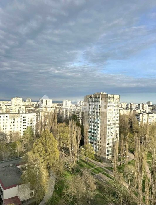 1ком. квартира у новому будинку, на Таїрове.