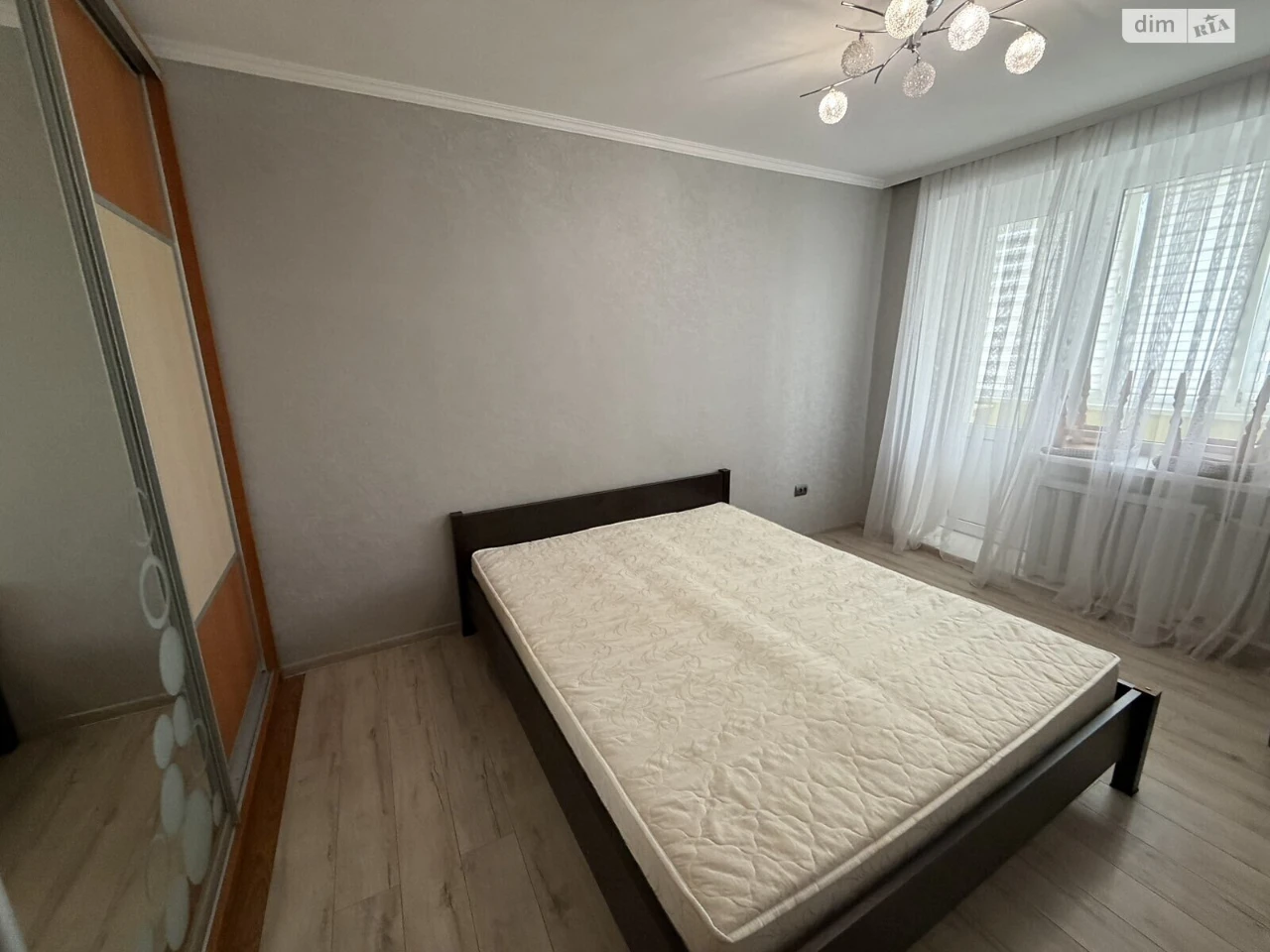 Продаж Квартира Озерна