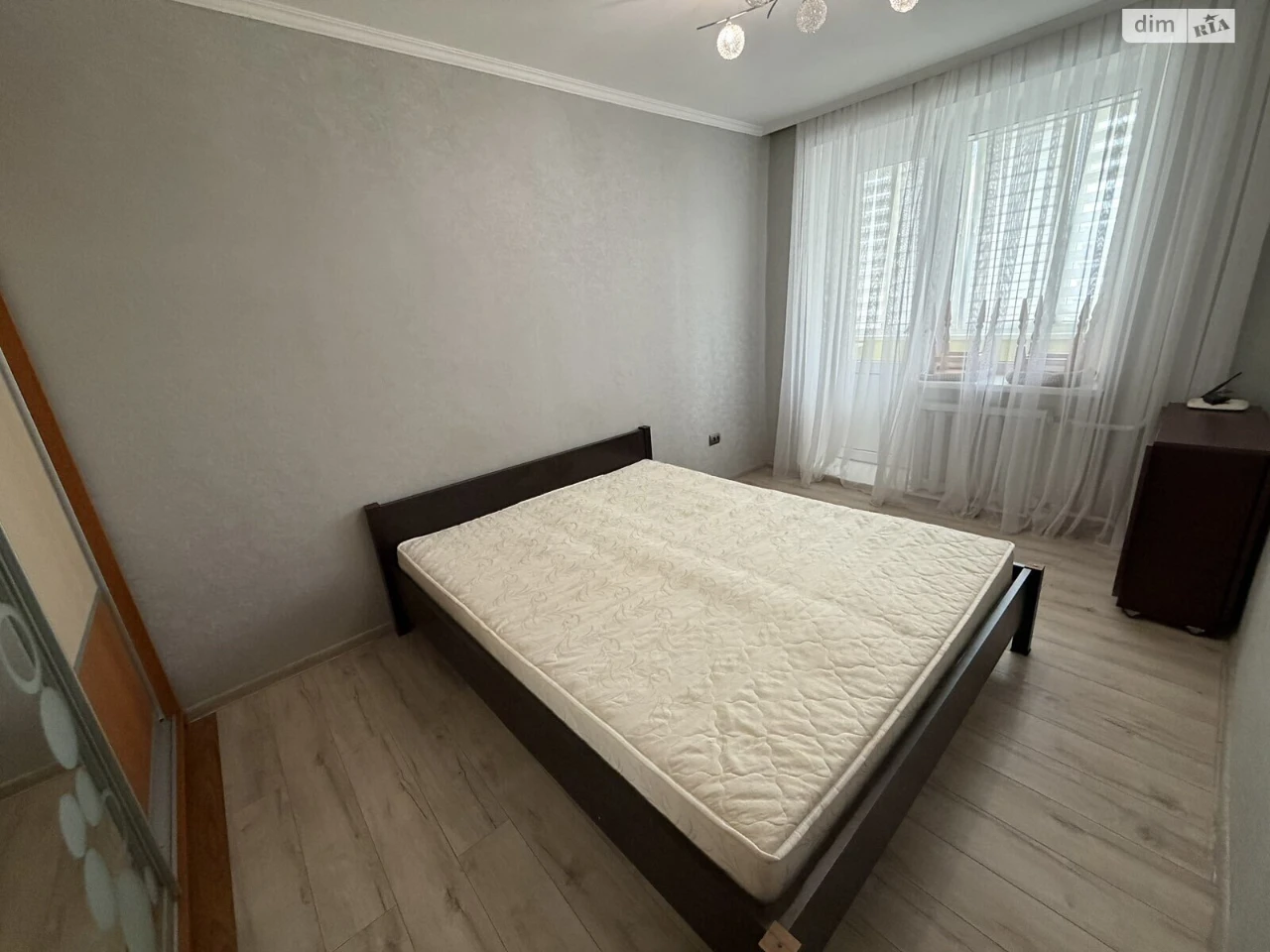 Продаж Квартира Озерна